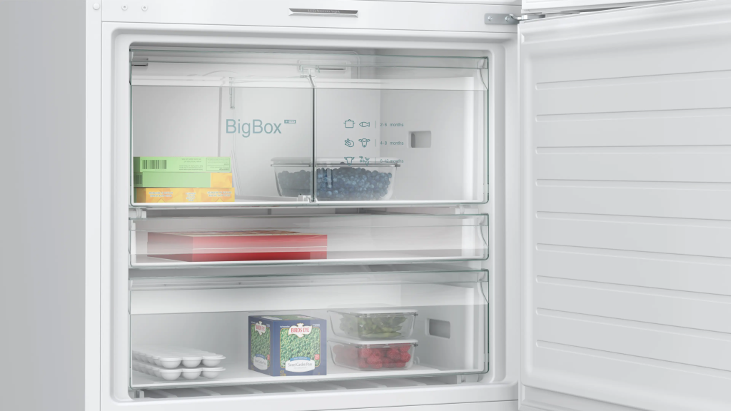 iQ700 Alttan Donduruculu Buzdolabı 186 x 86 cm Beyaz, Total noFrost